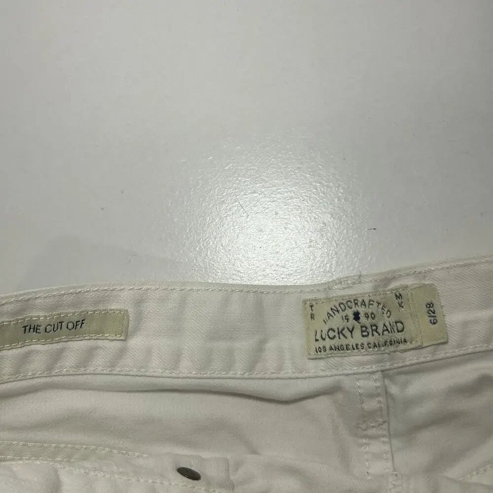 Lucky Brand Cut Off White Denim Shorts Size 6 Relaxed Raw Hem Women - Picture 2 of 10